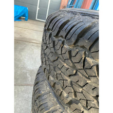 Načíst obrázek do prohlížeče Galerie, 15 Inch Rim and All-Terrain Tire Set – Classic UAZ – Used – Price per Set of 4 - - UAZ spare parts