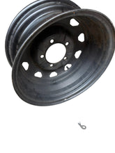 Carica l'immagine nel visualizzatore di Gallery, 16" Steel Rim Silver USED - Bukhanka (Classic &amp; Modern), Hunter &amp; 469 – OEM 316220-3101015-07-silver - - UAZ spare parts