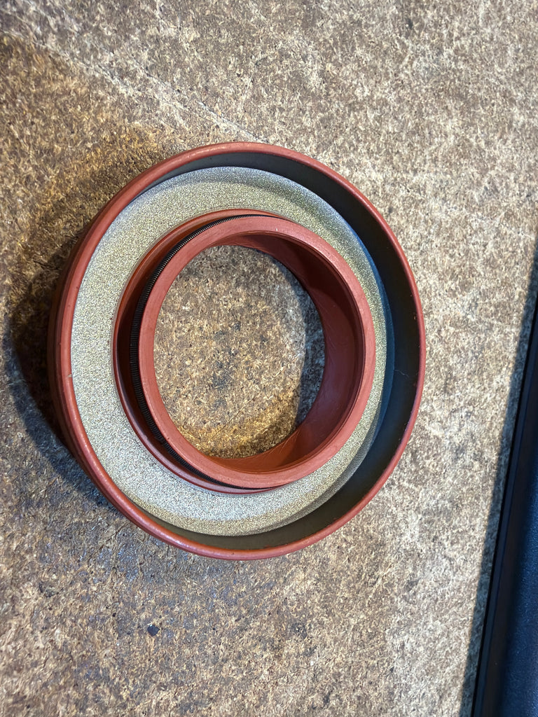 Těsnění klikové hřídele klasický motor ZMZ 417, 451 - OEM 20-1701210