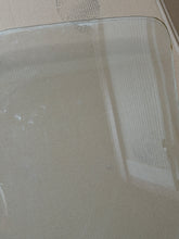 Načíst obrázek do prohlížeče Galerie, Front Windshield Glass with Rubber Seal – Bukhanka (Classic 2.4L &amp; 2.9L, Modern 2.7L) – OEM 452-5206010 USED - Interior - UAZ spare parts