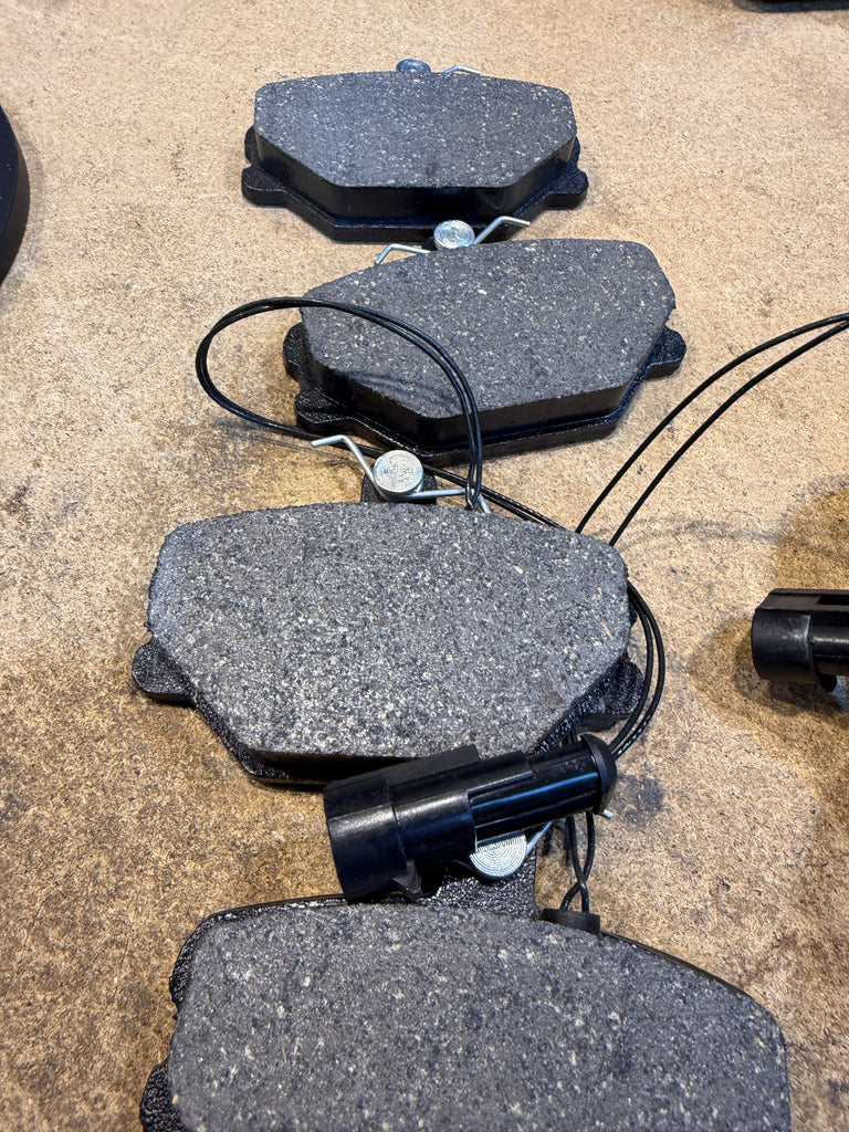 Eftermarknads skivbromssats för 16-tums fälgar - fram eller bak - OEM 588747843