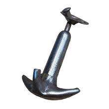 Laden Sie das Bild in den Galerie-Viewer, Bonnet Hook (Hood Latch) - GAZ 69 Series - Ref. 81-8402680 - - UAZ spare parts