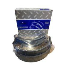 Заредете изображението в галерията, Brake Shoe Set (4 pcs) – Bukhanka (Classic &amp; Modern), Hunter &amp; 469 – OEM 046900-3501090-01 - Brake system - UAZ spare parts