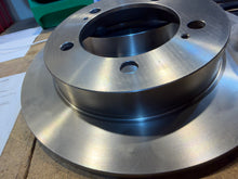 Ladda upp bild till gallerivisning, Eftermarknads skivbromssats för 16-tums fälgar - fram eller bak - OEM 588747843