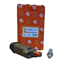 Загрузить изображение в просмотрщик галереи, Clutch Slave Cylinder – Bukhanka Classic (2.4L &amp; 2.9L), Hunter &amp; 469 (2.4L &amp; 2.9L) and GAZ – OEM 469-1602510 - Clutch and transmission - UAZ spare parts