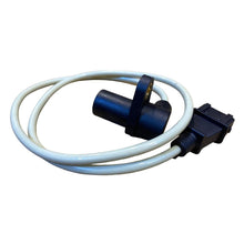 Laden Sie das Bild in den Galerie-Viewer, Crankshaft Position Sensor – Bukhanka Modern, Hunter &amp; 469 (2.7L), Patriot, Profi – OEM 406-3847060-01 - Electrical and instruments - UAZ spare parts