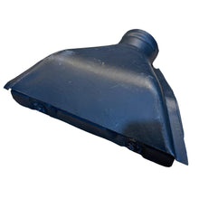 Laden Sie das Bild in den Galerie-Viewer, Dashboard Ventilation Nozzle – Bukhanka (Classic &amp; Modern), Hunter &amp; 469 – OEM 452-8102116-01 - Interior - UAZ spare parts