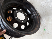 Заредете изображението в галерията, 16 Inch black UAZ rimms (set of 4) - 316220-3101015 USED - - UAZ spare parts