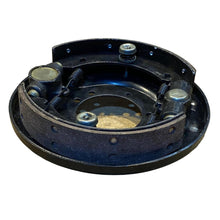Lataa kuva Galleria-katseluun, Handbrake with Pistons and Shoes – Bukhanka (Classic &amp; Modern) &amp; Hunter/469 – OEM 42000.3741-00-3507010-00 - Brake system - UAZ spare parts