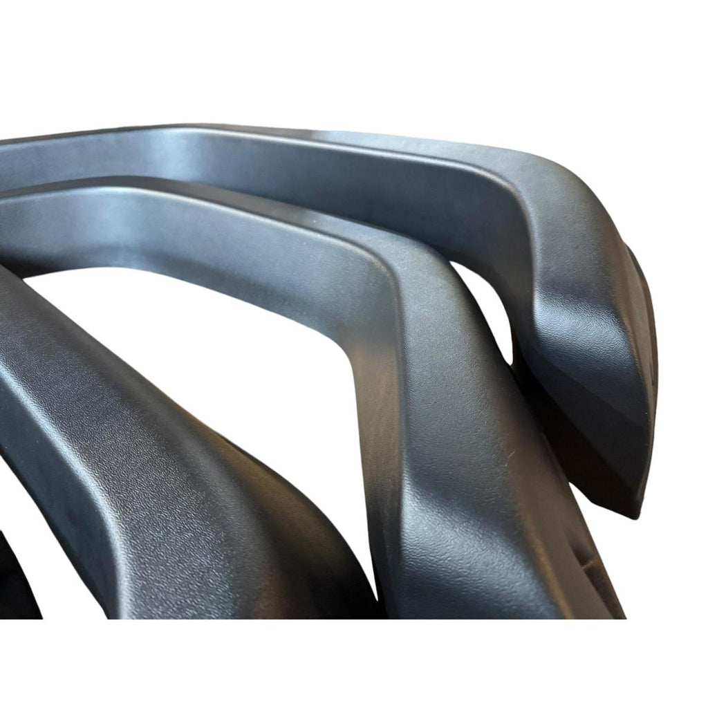 Hard Fender Set (4 pcs) – Hunter & 469 Series – OEM 17998654 - Body and exterior - UAZ spare parts