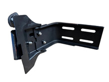 Carregar imagem no visualizador da Galeria, Suporte universal para porta-bagagens de tejadilho - OEM UAZ-56437337