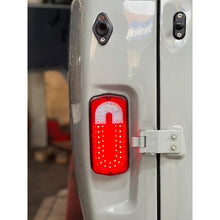 Kép betöltése a Galéria nézegetőbe, LED Tail light Universal – Hunter &amp; 469, Bukhanka – OEM 4573-001-87018980-2014 - - UAZ spare parts