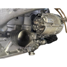 Laden Sie das Bild in den Galerie-Viewer, Revised 2.9L Carburetor Engine – Bukhanka Classic, Hunter &amp; 469 (2.9L) – OEM 421800