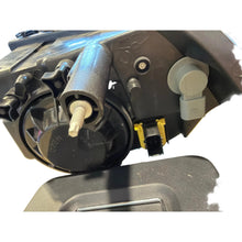 Görseli Galeri görüntüleyiciye yükleyin, Right Headlamp Assembly - Profi - OEM 236000371101000 - - UAZ spare parts