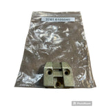 Plaque de verrouillage de porte latérale gauche – Bukhanka Moderne (Injection 2.7L) – OEM 37416105040