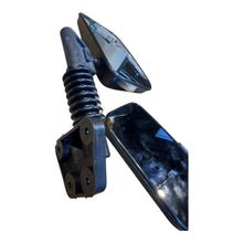 Ielādēt attēlu galerijas skatītājā, Side Mirrors Set L/R - Hunter &amp; 469 (2.7L) - OEM 3151-8201502/03 - - UAZ spare parts