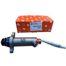 Cargar imagen en el visor de la galería, Slave Clutch Cylinder Metal – Bukhanka Modern (2.7L), Hunter &amp; 469 (2.7L) – OEM 316050-1602510-05 - Clutch and transmission - UAZ spare parts