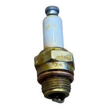 Заредете изображението в галерията, Spark Plug M12U (per piece)- GAZ Series - OEM 51-3707010 - - UAZ spare parts