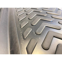 Laden Sie das Bild in den Galerie-Viewer, Trunk Floor Mat – Patriot – OEM 316300472800200 - Accessories and upgrades - UAZ spare parts