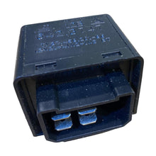 Načíst obrázek do prohlížeče Galerie, Turn Signal Relay – Bukhanka (Classic &amp; Modern), Hunter &amp; 469 – OEM 315195-3747060-00 / 2105-3747010-OTK - Electrical and instruments - UAZ spare parts