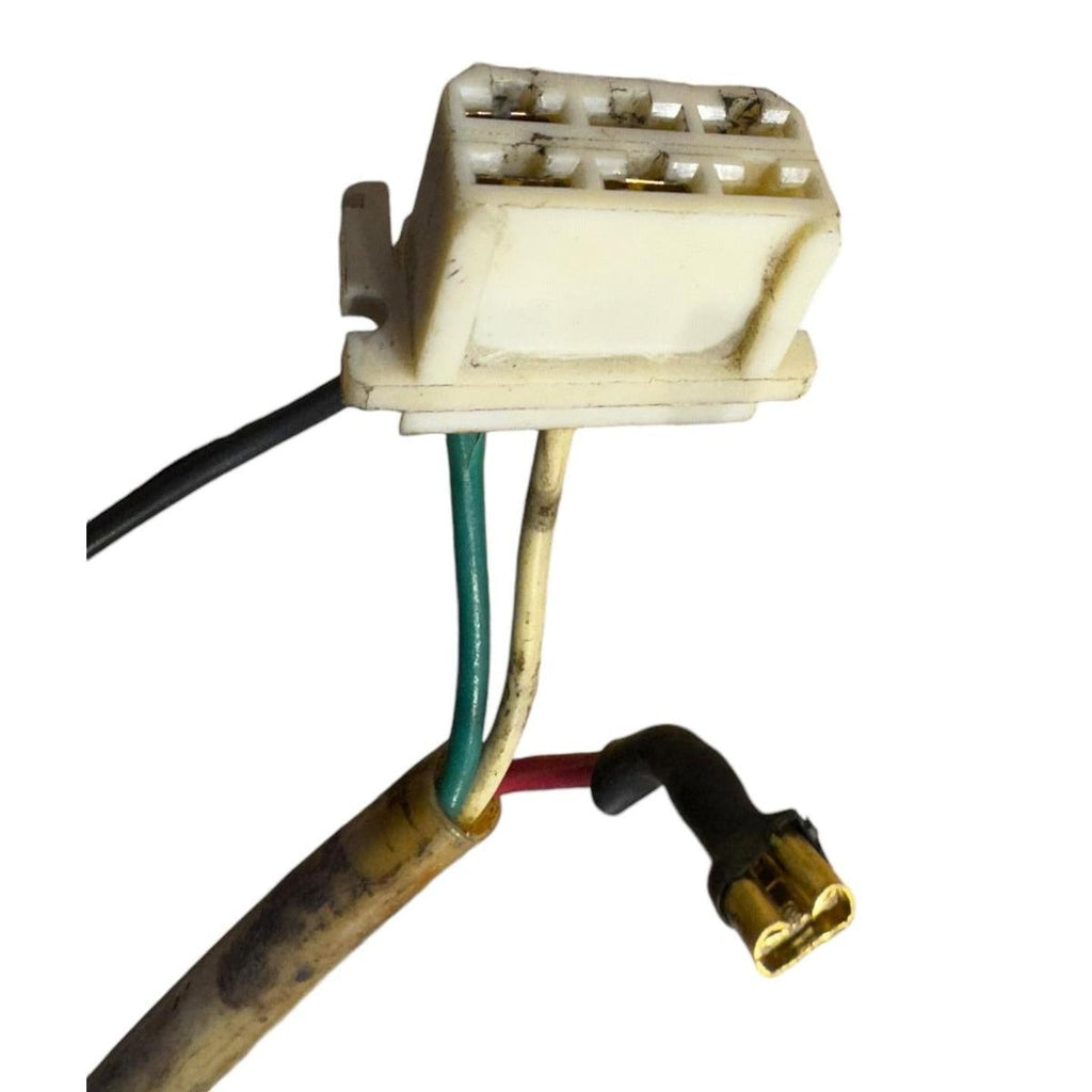 Windshield Wiper Motor with Trapezium – Bukhanka Classic (2.4L & 2.9L) – OEM 3303-5205100 / 3962-5205100 - Used & Refurbished - UAZ spare parts