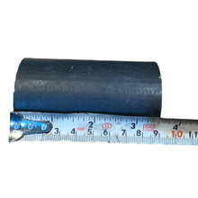 Laden Sie das Bild in den Galerie-Viewer, Air Duct Drain Hose – Bukhanka, Hunter &amp; 469, Patriot, Profi – OEM 0514 - 00 - 1118083 - 10 – UAZPARTS.COM UAZ onderdeel – OEM 0514 - 00 - 1118083 - 10