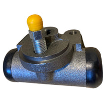 Laden Sie das Bild in den Galerie-Viewer, Brake Cylinder Rear Drum 25 mm – Bukhanka (Classic 2.4L &amp; 2.9L, Modern 2.7L), Hunter &amp; 469 (2.4L, 2.7L, 2.9L) – OEM 3151 - 3502040 / 220600 - 3502040 - 00 – UAZPARTS.COM UAZ onderdeel – OEM 3151 - 3502040 (d25) / 220600 - 3502040 - 00 (d25)
