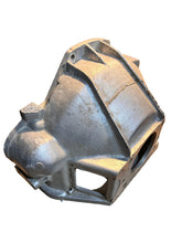 Încarcă imaginea în vizualizatorul Galerie, Clutch Housing 417 Engine - Bukhanka Classic (2.4L), Hunter &amp; 469 (2.4L) – UAZPARTS.COM UAZ PART – OEM 417-1601015