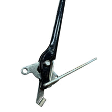 Laden Sie das Bild in den Galerie-Viewer, Complete Handbrake Set (Lever &amp; Cables) – Bukhanka Modern (2.7L) – OEM 4794378578 – UAZPARTS.COM UAZ onderdeel – OEM 4794378578