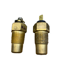 Laden Sie das Bild in den Galerie-Viewer, Coolant Temperature Sensor – Bukhanka Classic (2.4L &amp; 2.9L), Hunter &amp; 469 – OEM 4354563 – UAZPARTS.COM UAZ onderdeel – OEM 5697563735678
