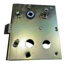 Afbeelding in Gallery-weergave laden, Door Lock Right – Hunter &amp; 469 (2.4L &amp; 2.9L) – OEM 469 - 46846 - R – UAZPARTS.COM UAZ onderdeel – OEM 469 - 46846 - R