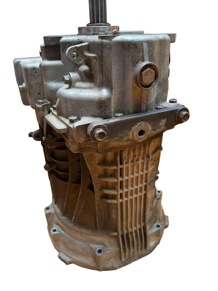 Dymos 5-speed gearbox – Hunter (Modern), Profi & Patriot – Used – OEM 31630017000101 - - UAZ spare parts