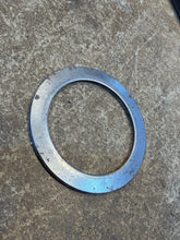 Laden Sie das Bild in den Galerie-Viewer, Exhaust Gasket (Manifold to Pipe) – Bukhanka Modern, Hunter &amp; 469, Patriot &amp; Profi (2.7L Injection) – OEM 2360 - 80 - 1203020 – UAZPARTS.COM UAZ PART – OEM 2360-80-1203020