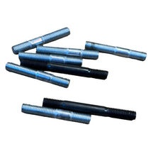 Laden Sie das Bild in den Galerie-Viewer, Exhaust Manifold Mounting Bolts – Bukhanka Modern (2.7L), Hunter &amp; 469 (2.7L), Patriot &amp; Profi – OEM xyxyzx – UAZPARTS.COM UAZ onderdeel – OEM xyxyzx