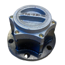Laden Sie das Bild in den Galerie-Viewer, Freewheel Hubs Set (2 pcs) – Bukhanka (Classic &amp; Modern), Hunter &amp; 469, Patriot – OEM 783010 - 2 – UAZPARTS.COM UAZ onderdeel – OEM 783010 - 2