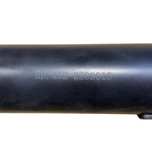 Заредете изображението в галерията, Front Driveshaft 652mm – Bukhanka Classic (2.4L &amp; 2.9L), Hunter &amp; 469 – OEM 3741 - 2203010X – UAZPARTS.COM UAZ onderdeel – OEM 3741 - 2203010X