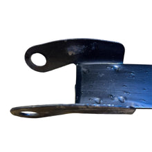 Laden Sie das Bild in den Galerie-Viewer, Fuel Tank Mounting Brackets Set (4 pcs) – Bukhanka (Classic 2.4L &amp; 2.9L, Modern 2.7L) – OEM 21112 - UAZ – UAZPARTS.COM UAZ onderdeel – OEM 21112 - UAZ
