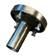 Görseli Galeri görüntüleyiciye yükleyin, Gearbox End Cap ADS 5 - Speed (not Dymos) - Bukhanka Modern (2.7L), Hunter &amp; 469 (2.7L) – UAZPARTS.COM UAZ PART – OEM 220600170001001 END CAP