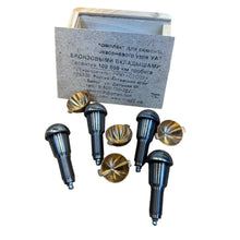 Laden Sie das Bild in den Galerie-Viewer, Kingpin Fusee Set – Bukhanka Modern (2.7L Injection), Hunter &amp; 469 (2.7L) – OEM 3160 - 2304019 - TM – UAZPARTS.COM UAZ onderdeel – OEM 3160 - 2304019 - TM