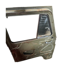 Laden Sie das Bild in den Galerie-Viewer, Left Door (Used) – Bukhanka (Classic &amp; Modern) – OEM rstrrXXX – UAZPARTS.COM UAZ onderdeel – OEM rstrrXXX