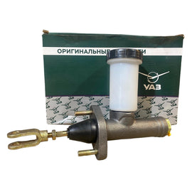 Master Clutch Cylinder with Reservoir – Bukhanka Modern (2.7L), Hunter & 469 (2.7L) – OEM 046900 - 1602300 / 3163 - 1602300 – UAZ UAZ onderdeel – OEM 046900 - 1602300 / 3163 - 1602300