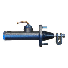 Laden Sie das Bild in den Galerie-Viewer, Master Cylinder – Bukhanka Modern (2.7L), Hunter &amp; 469 (2.7L), Patriot, Profi – OEM 3741 - 1602300 – UAZPARTS.COM UAZ onderdeel – OEM 3741 - 1602300