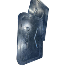 Laden Sie das Bild in den Galerie-Viewer, Mud Flap 330×220 mm – Bukhanka (Classic &amp; Modern) – OEM 452 - 5107310 – UAZPARTS.COM UAZ onderdeel – OEM 452 - 5107310