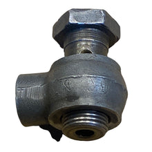 Laden Sie das Bild in den Galerie-Viewer, Oil Sensor Coupling – Bukhanka Classic (2.4/2.9L), Hunter &amp; 469 – OEM 451 - 4562X – UAZPARTS.COM UAZ onderdeel – OEM 451 - 4562X