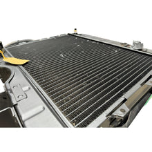 Laden Sie das Bild in den Galerie-Viewer, Radiator (Used, Refurbished, Pressure Tested) – Bukhanka (Classic &amp; Modern), Hunter &amp; 469 – OEM 316080 - 1301010 - 03 – UAZPARTS.COM UAZ onderdeel – OEM 316080 - 1301010 - 03 USED I