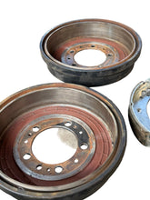 Ladda upp bild till gallerivisning, Rear Drum Brake Set USED - Hunter &amp; 469, Bukhanka - 220600350201003 – UAZPARTS.COM UAZ PART – OEM 5873487438348734