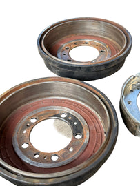 Rear Drum Brake Set USED - Hunter & 469, Bukhanka - 220600350201003 – UAZPARTS.COM UAZ PART – OEM 5873487438348734