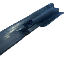 Заредете изображението в галерията, Rear Left Side Window Rubber – Bukhanka (Classic &amp; Modern) – OEM 451 - 5403270 - 00 – UAZPARTS.COM UAZ onderdeel – OEM 451 - 5403270 - 00