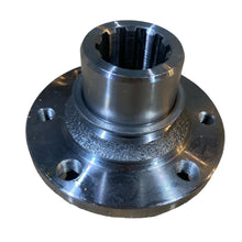 Заредете изображението в галерията, Rear Transfer - Case Flange 69 - 1802075 – Bukhanka (Classic 2.4L &amp; 2.9L, Modern 2.7L), Hunter &amp; 469 – OEM 69 - 1802075 – MetalPart UAZ onderdeel – OEM 69 - 1802075