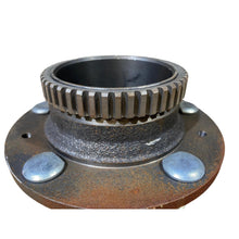 Načíst obrázek do prohlížeče Galerie, Rear Wheel Hub Assembly with ABS – Bukhanka Modern (2.7L) &amp; Hunter &amp; 469 (2.7L) – OEM 55477343 – UAZPARTS.COM UAZ onderdeel – OEM 55477343